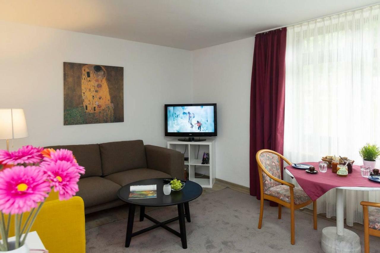 Blumenmeer Appartment Ober-Hambach Eksteriør billede