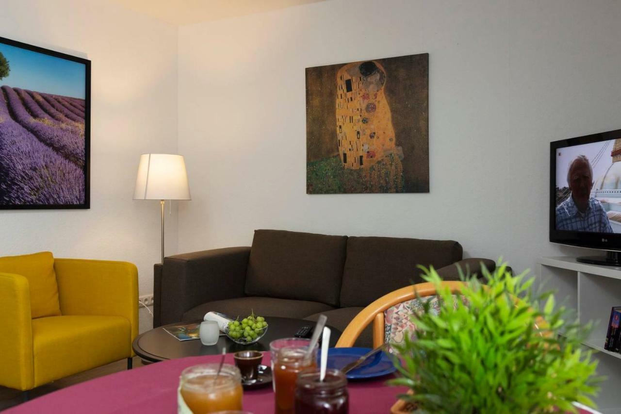 Blumenmeer Appartment Ober-Hambach Eksteriør billede